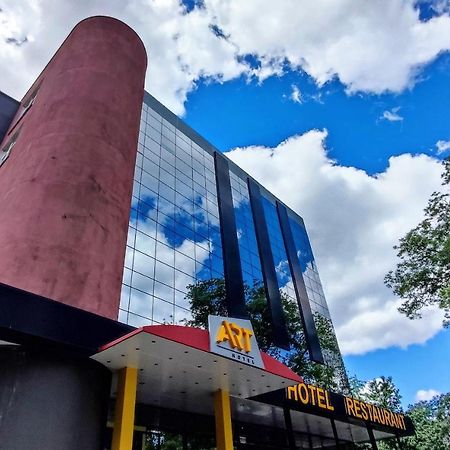 Art Hotel 基希讷乌 外观 照片