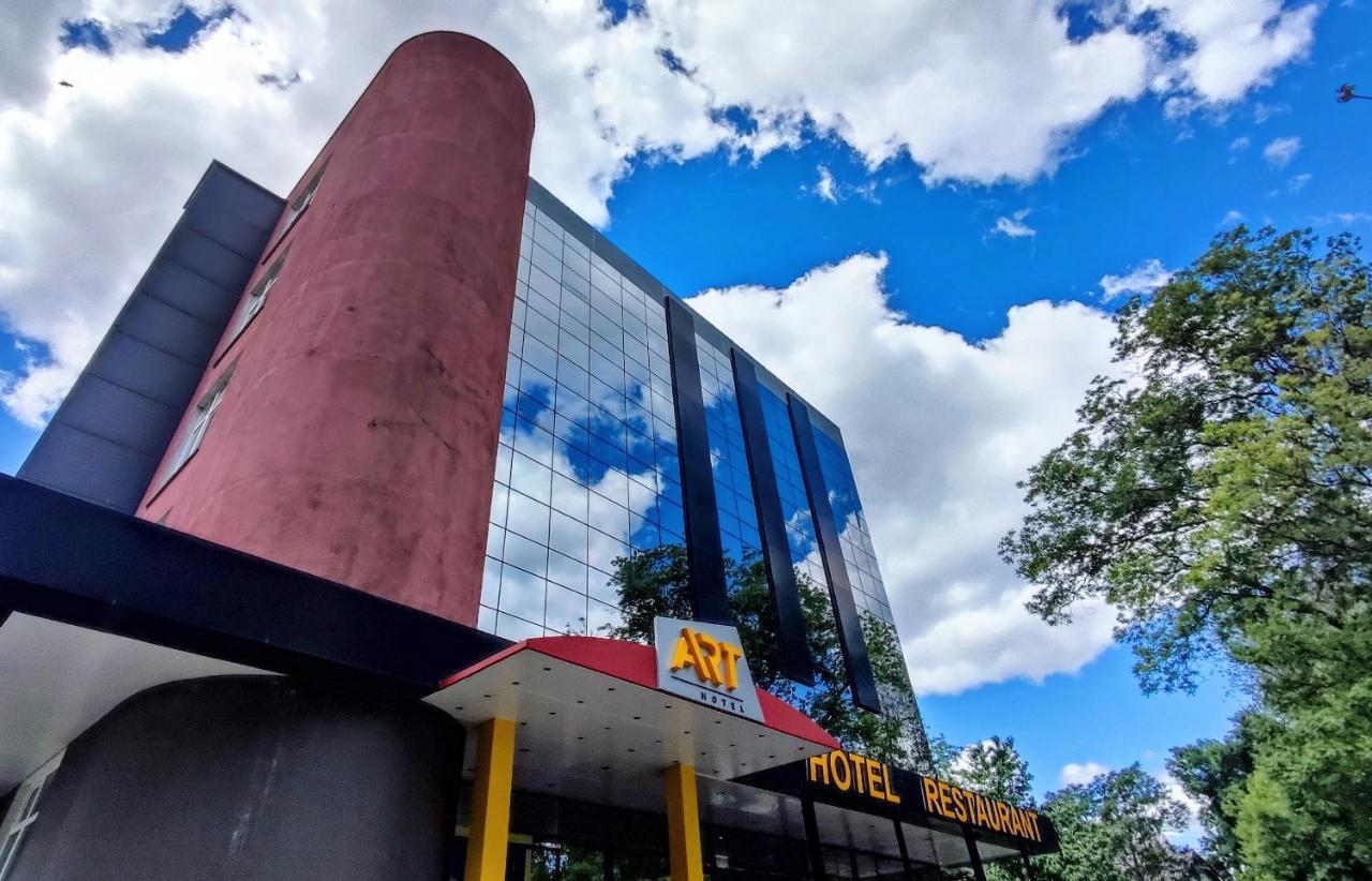 Art Hotel 基希讷乌 外观 照片